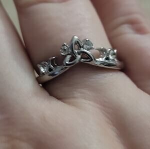 Size 9 Celtic knot & crescent moon ring